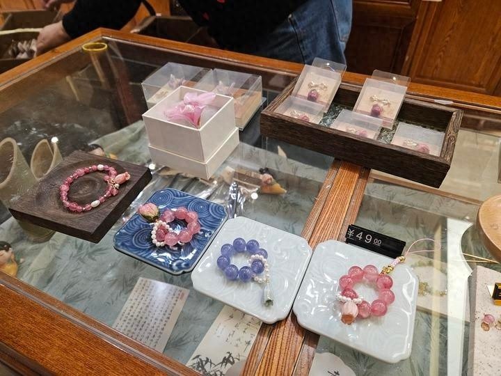 东北博物馆文创爆红！传统与现代完美结合，游客疯狂抢购，你还在等什么？  第1张