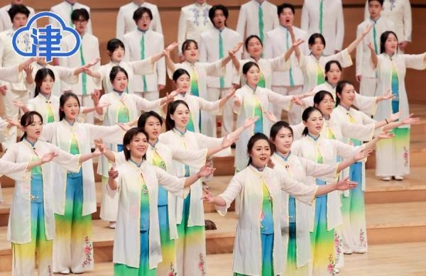 南开大学2025新年音乐会：千人共聚，歌声中的新年序曲震撼上演  第7张
