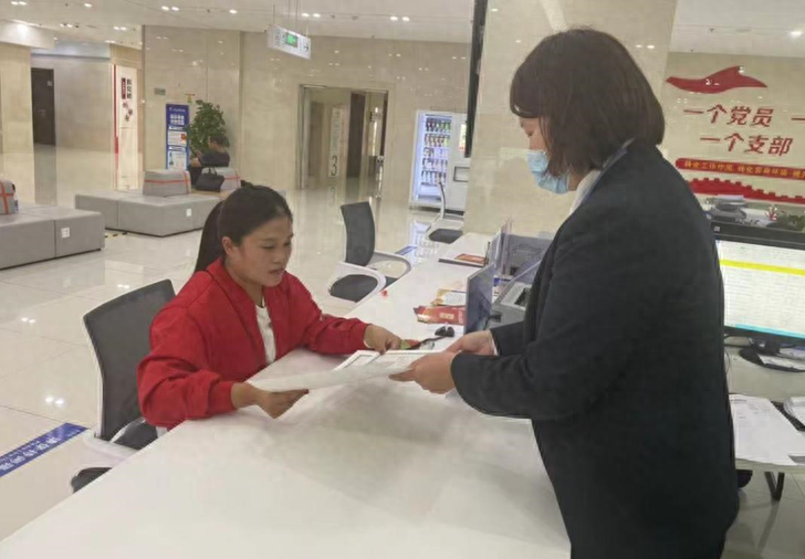 济宁太白湖新区行政审批服务局：精心、精细、精准，打造政务服务新标杆  第1张