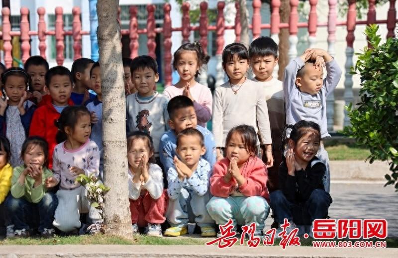 一场彩虹之约，温暖了整个学校  第1张