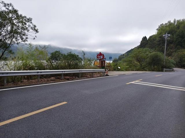沅陵县公路安防攻坚消薄工程建设驶入快车道，冲刺一百天  第3张