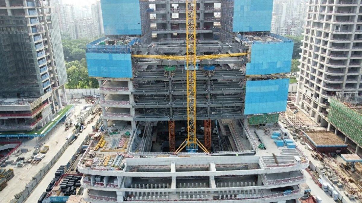 厉害了！南城商贸金融大厦项目钢连廊提前 25 天封顶，背后原因竟是……  第1张