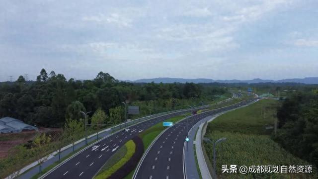 四川天府新区金玲路东段年底通车,助力文创片区高质量发展 第1张 四川天府新区金玲路东段年底通车,助力文创片区高质量发展 第1张