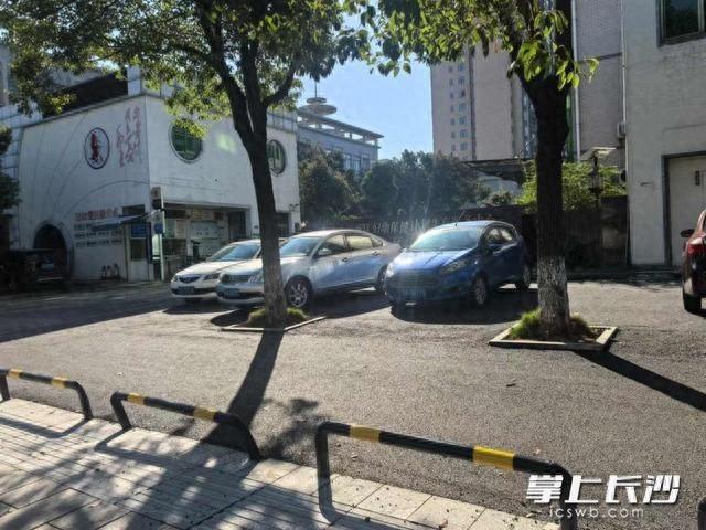 长沙一道路焕然一新，市民再也不用担心停车难、行路难  第1张