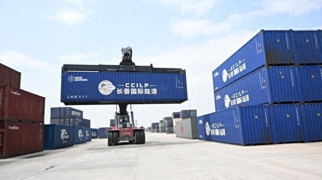 长春铁路口岸：海铁联运国际通道常态化贯通，助力外贸企业腾飞  第1张