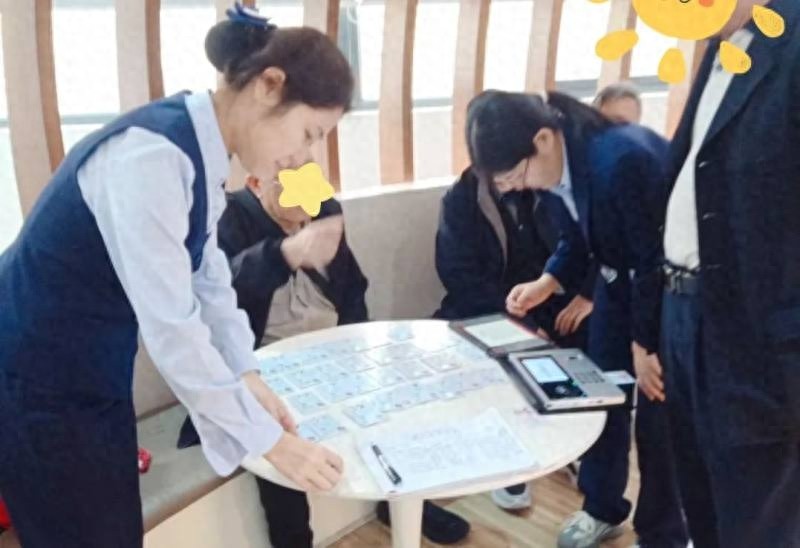 暖心之举！衡南农商银行上门为老人办理社保卡，温情服务暖人心
