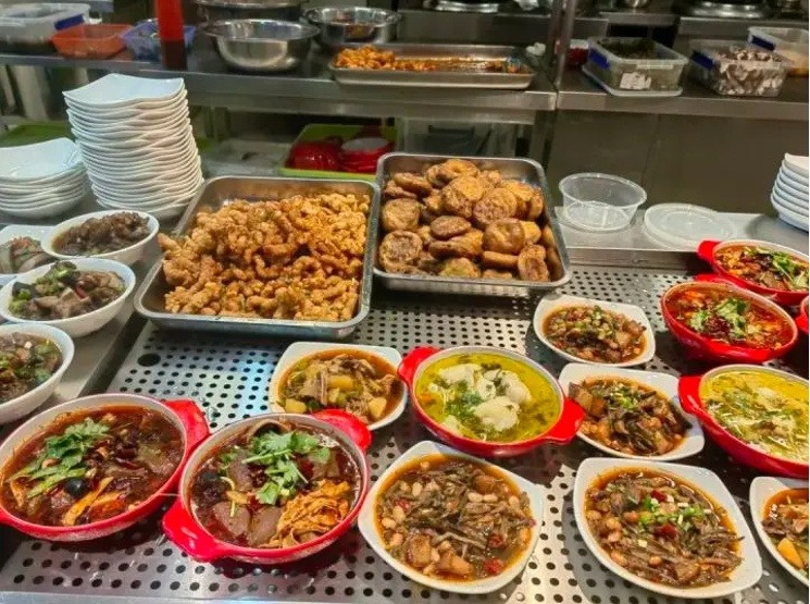 商超变食堂，十几块钱吃出健康美味，年轻人新宠  第3张