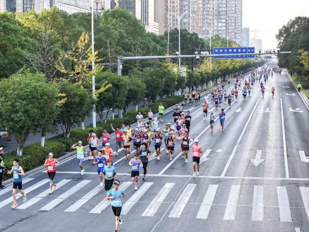 2024诸暨西施半程马拉松：16000跑友共赴山水人文盛宴，百分百诚意服务等你体验  第3张