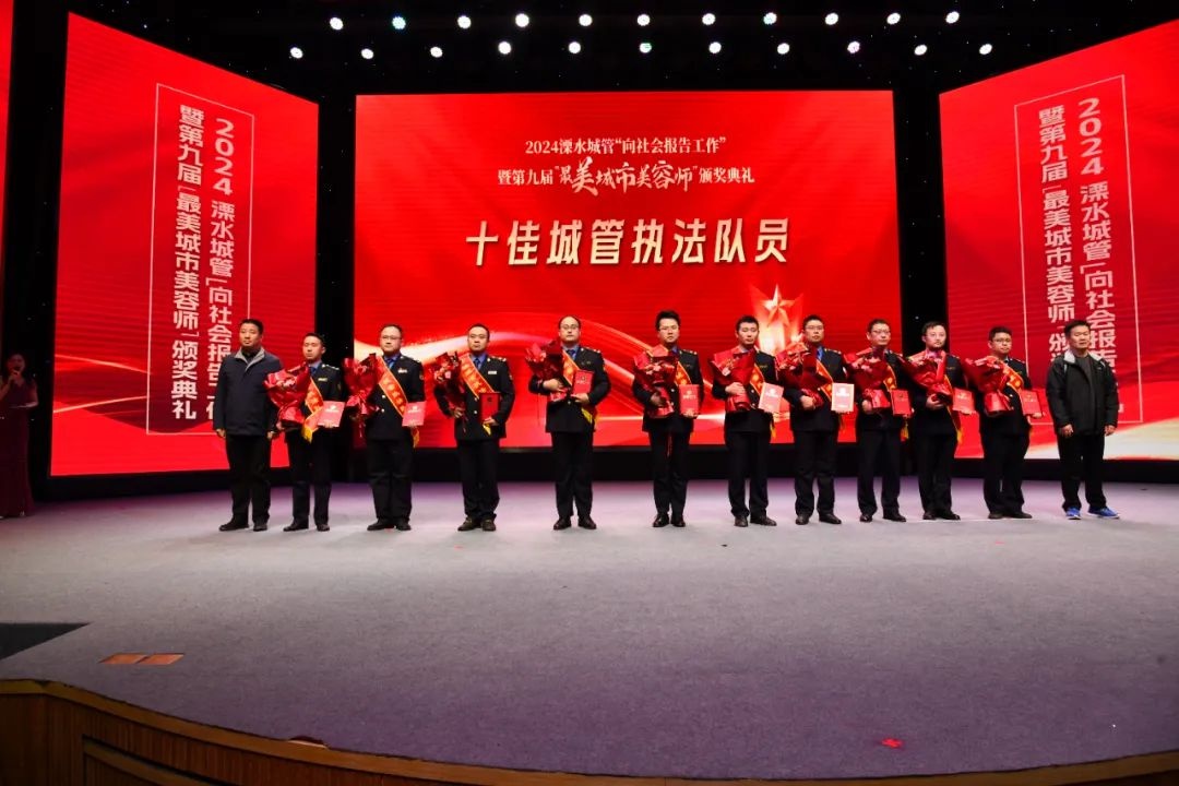 惊！溧水环卫工成主角，方英七年坚守终获奖  第4张
