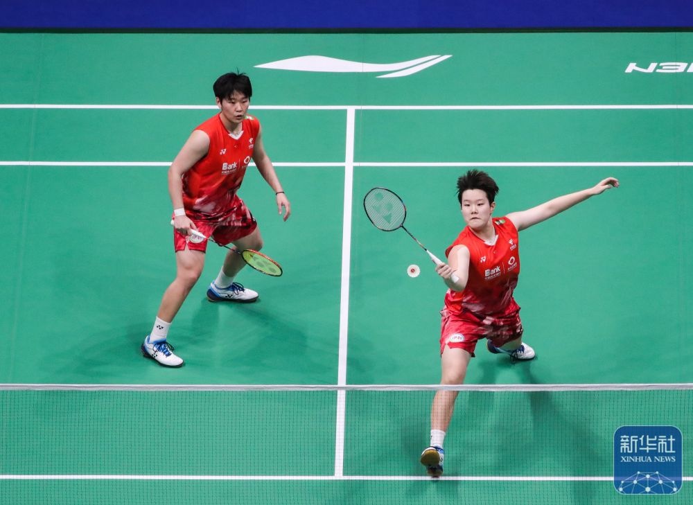 惊！2024中国羽毛球大师赛女双决赛，这组选手夺冠太燃了  第4张