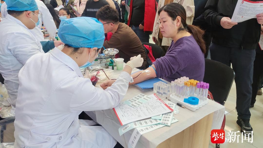 常熟滨江社区献血活动：网格员助力注入暖暖爱意  第3张