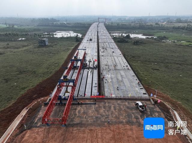 惊！洋浦疏港高速项目唐宅大桥箱梁架设成功，你知道意味着什么？  第2张