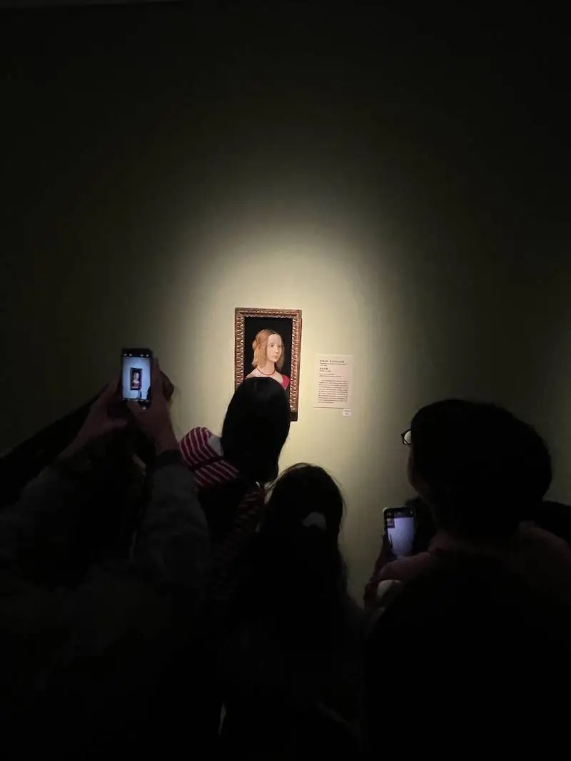 揭秘上海美展热潮：1100场展览吸引781万人次，文旅消费飙升数十亿