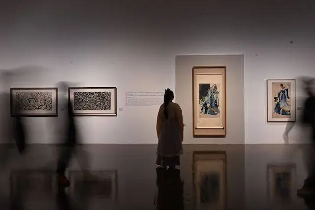 揭秘上海美展热潮:1100场展览吸引781万人次,文旅消费飙升数十亿 第8张 揭秘上海美展热潮:1100场展览吸引781万人次,文旅消费飙升数十亿 第8张