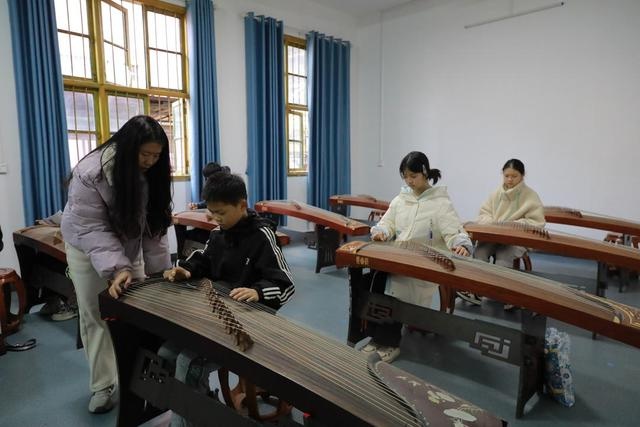 2024年江永县文化馆免费艺术培训班圆满结业，100余名学员收获满满，艺术之旅令人向往  第4张