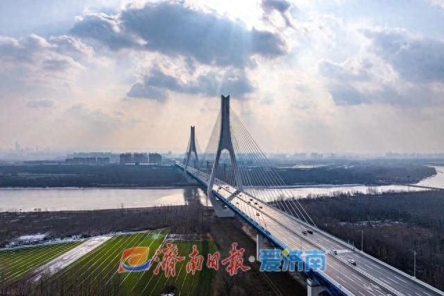 济南黄河大桥新桥通车满月，车流量突破120万辆次，3分钟跨黄河不再是梦