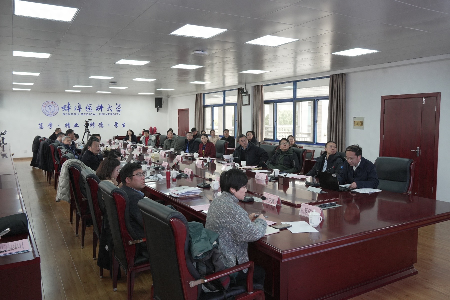 揭秘交大医学班：四校联手打造未来医学精英，招生分数屡创新高