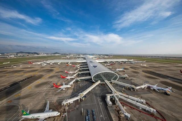 深圳机场年旅客吞吐量突破6000万，揭秘背后的城市发展奇迹  第5张