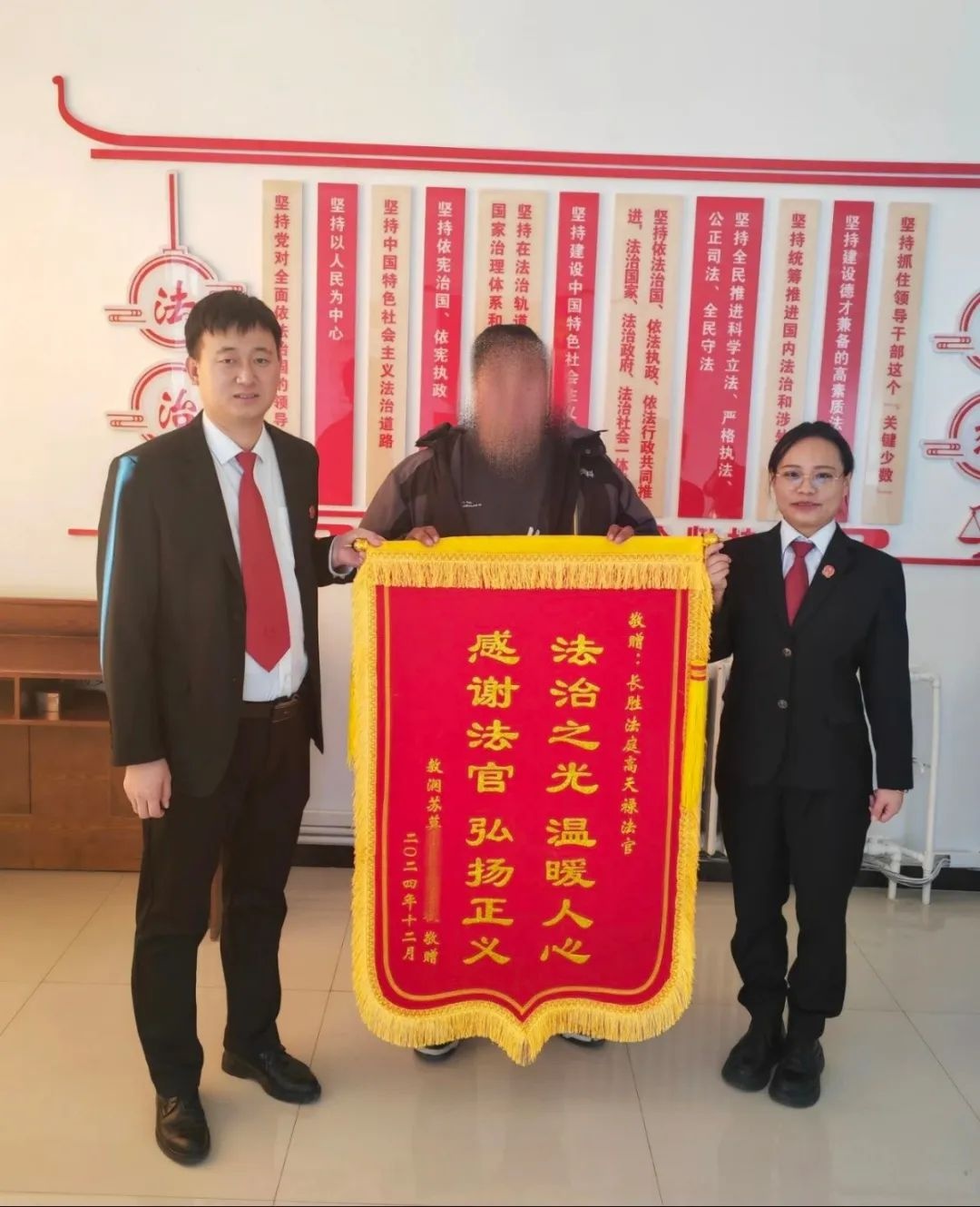寒冬里的温暖：敖汉法院如何化解物业纠纷，赢得百姓心？  第3张