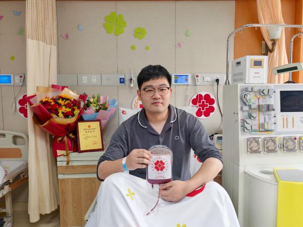95后新郎婚礼前捐献造血干细胞，背后故事令人动容  第2张
