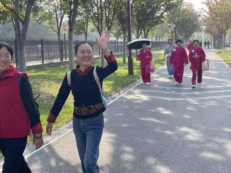 健步走活动，走出健康，走向未来  第2张