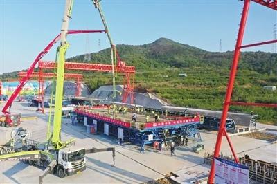 潍宿铁路至青岛连接线 1 标青岛制梁场首榀箱梁顺利浇筑，标志着什么？  第1张