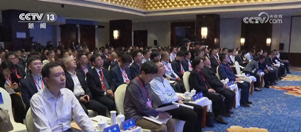 国家发展改革委：支持有能力的民营企业牵头承担国家重大科技攻关任务  第1张