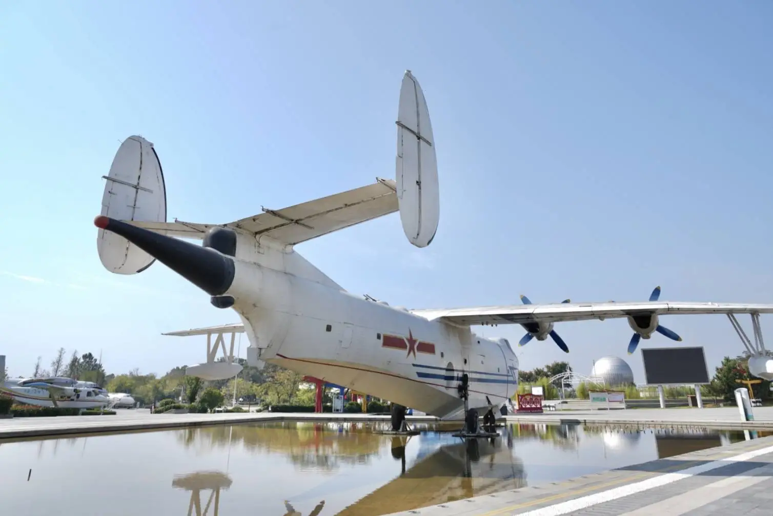 快来荆门！亚洲最大人工滑翔伞降落场等你体验，感受飞翔的激情与浪漫  第5张