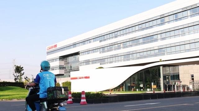 外卖小哥的追梦之旅：从艺校到群演，再到云堡未来市  第5张