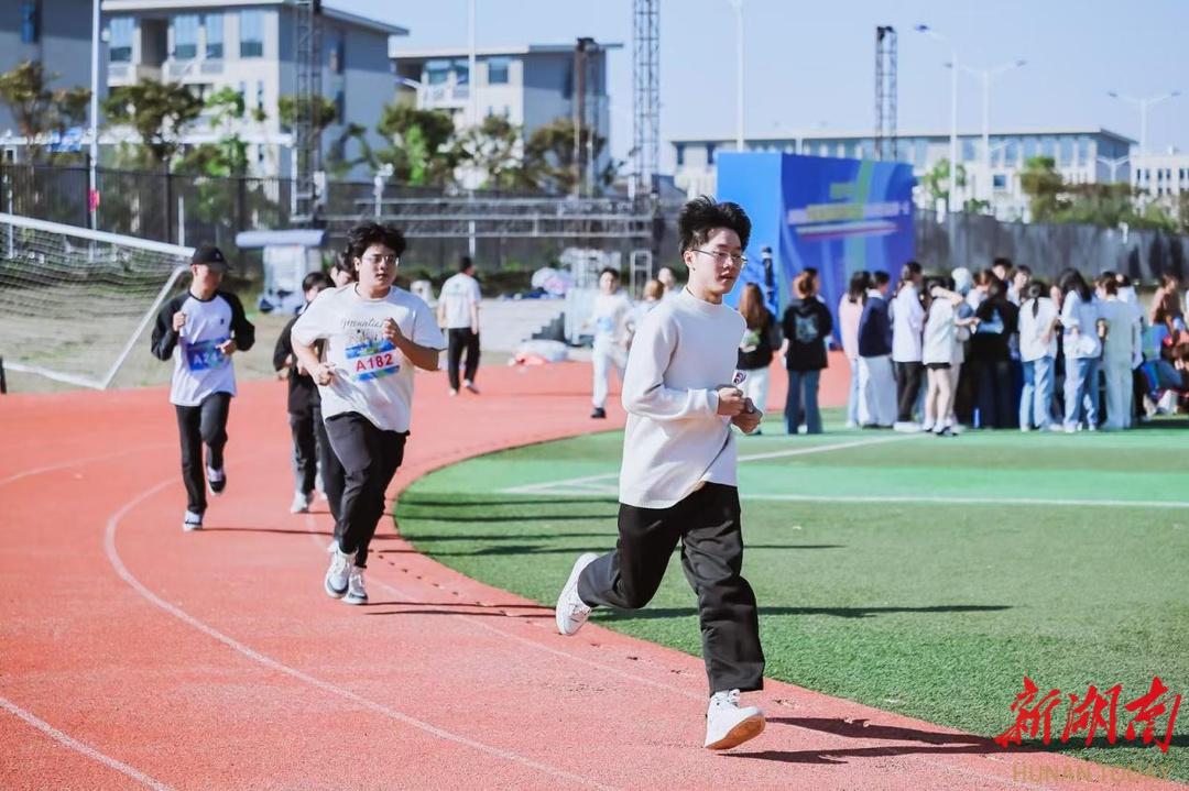 湖南 1000 余名学生参与国家体育锻炼标准达标测试，你达标了吗？  第2张