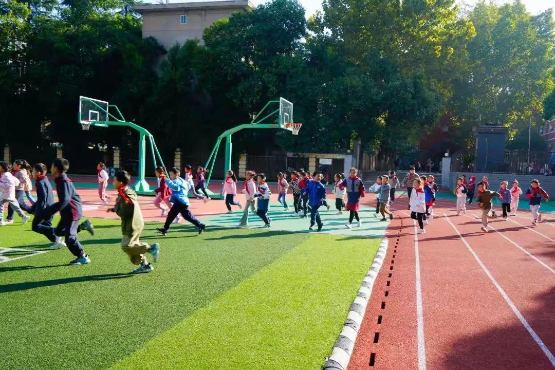翠华路小学长大校区开展消防应急演练，师生沉着应对  第8张