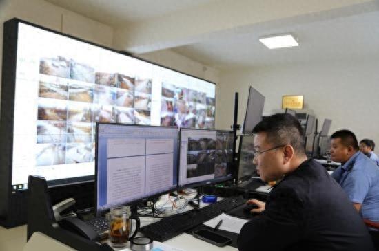 道口监控系统升级！铁路安全再升级，让你的出行更安心