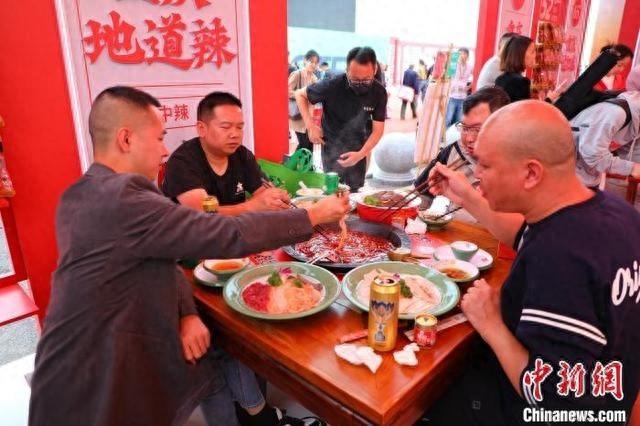 5000 亿级支柱产业集群！重庆美食产业化机会清单公布，8 大品类等你来