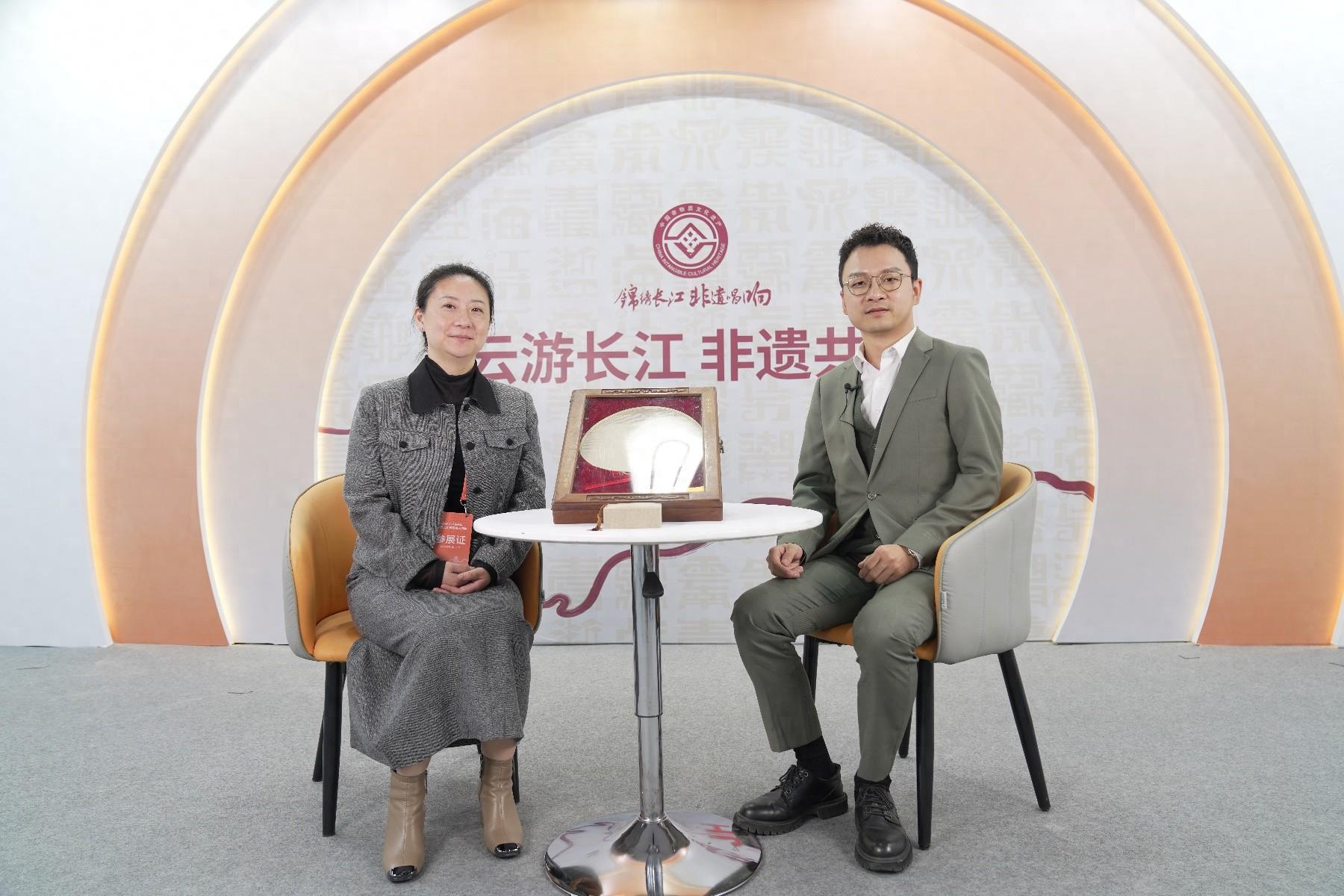 非遗传承人龚倩做客长江日报直播间，分享她与龚扇的故事  第1张