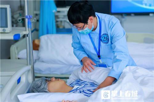 30 名选手巅峰对决！云南省健康照护师技能竞赛火热开启  第5张