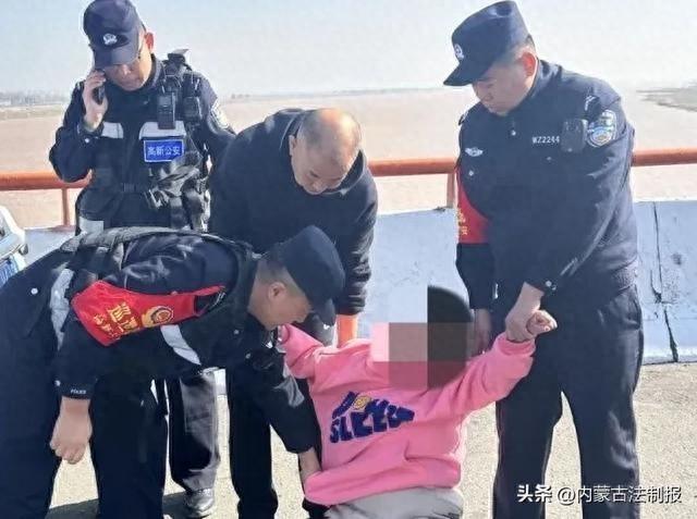女子酒后欲跳黄河大桥，民警紧急救援，惊险一幕