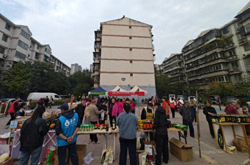 10 月 25 日，莲湖区这个集市，价格低到超乎想象  第1张