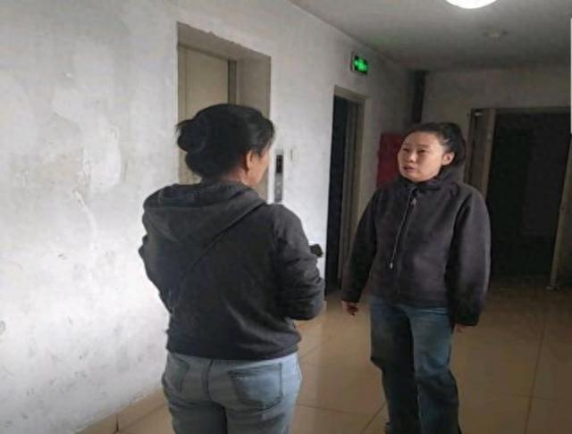 邻里纠纷陷入僵局，社区书记如何化解？  第1张