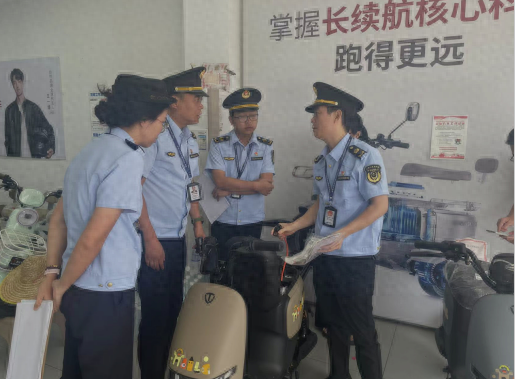 深圳开展电动自行车联合检查，竟有门店违规改装，安全隐患令人忧  第1张