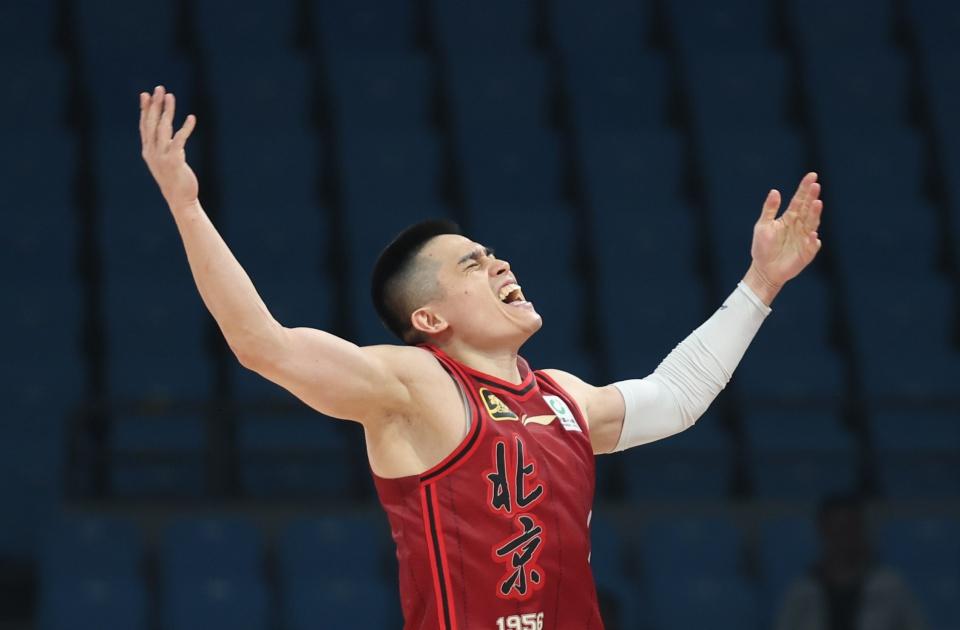CBA 常规赛第六轮：北京北汽队 105 比 101 险胜广东东阳光队  第6张