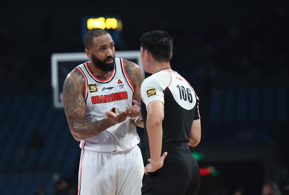 CBA 常规赛第六轮：北京北汽队 105 比 101 险胜广东东阳光队  第8张