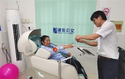 惊！南汇公交职工体验的减压舱竟有这么多功能？  第1张