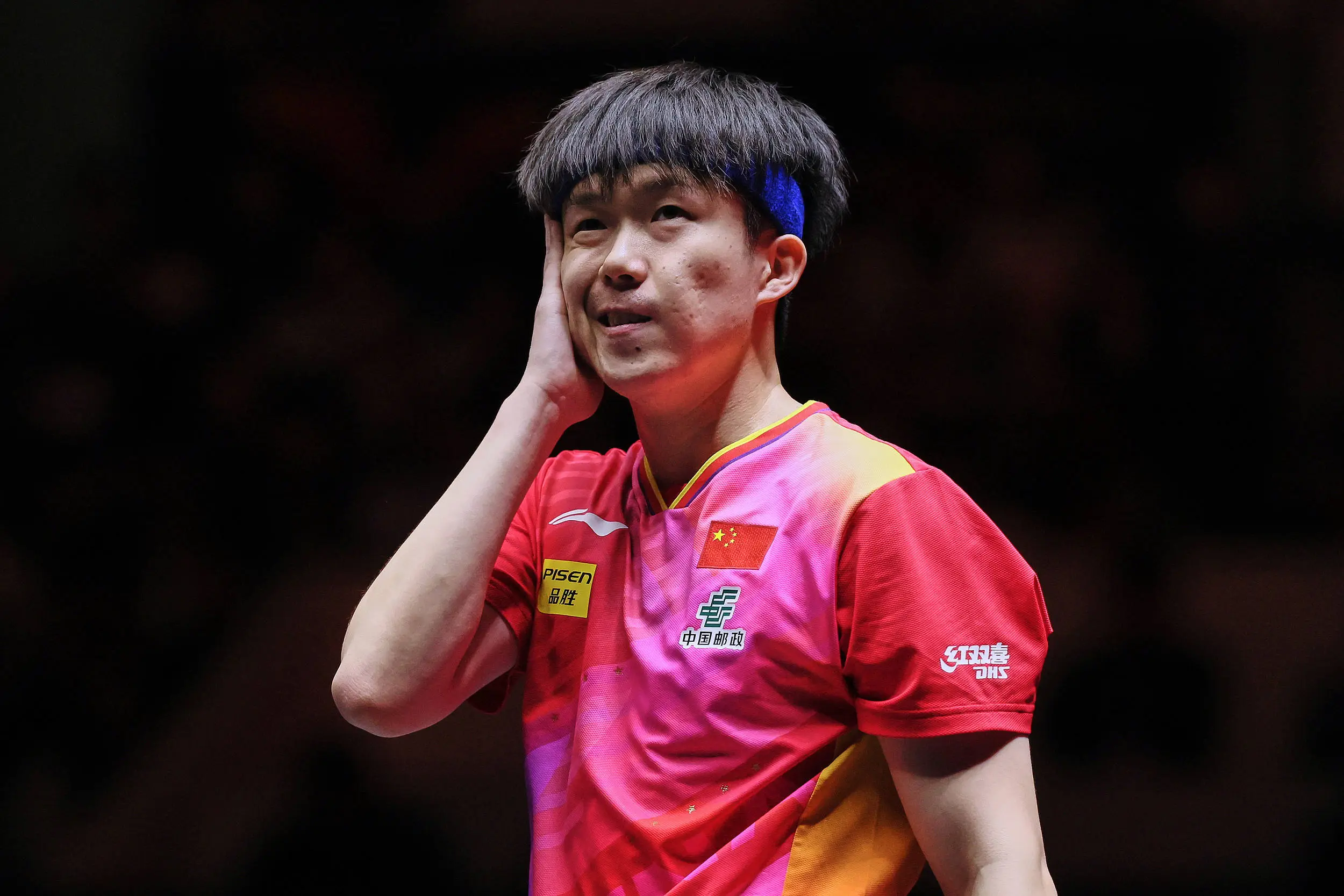 王楚钦4-0横扫张本智和！历经低迷后豪取三连冠，他到底是如何做到的？  第3张