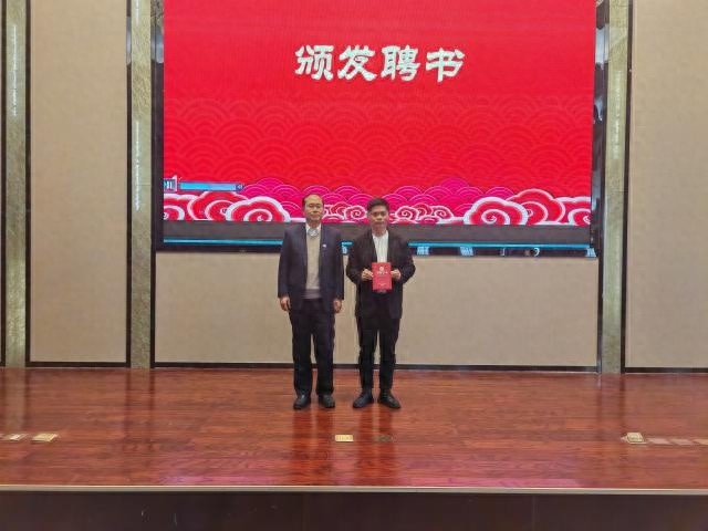 惊！天津海运学院聘泥人张工艺美术师，非遗要火？  第1张