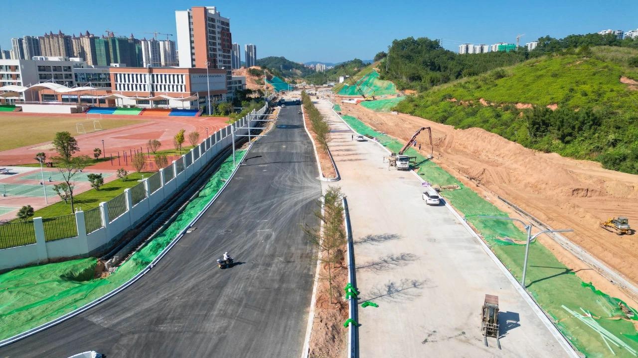 惊！信宜市玉都新区道路建设：三纵六横如何带动区域经济？  第5张