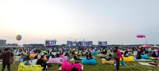 佛山大草地音乐节超7万乐迷喊谢禅城，它做对了啥？  第3张
