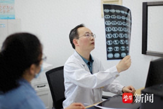 肺癌威胁健康！肿瘤医院医生揭秘应对策略，快来了解
