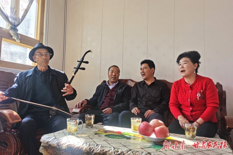 47岁张治国：生于花儿家庭，为何痴迷于花儿？  第3张
