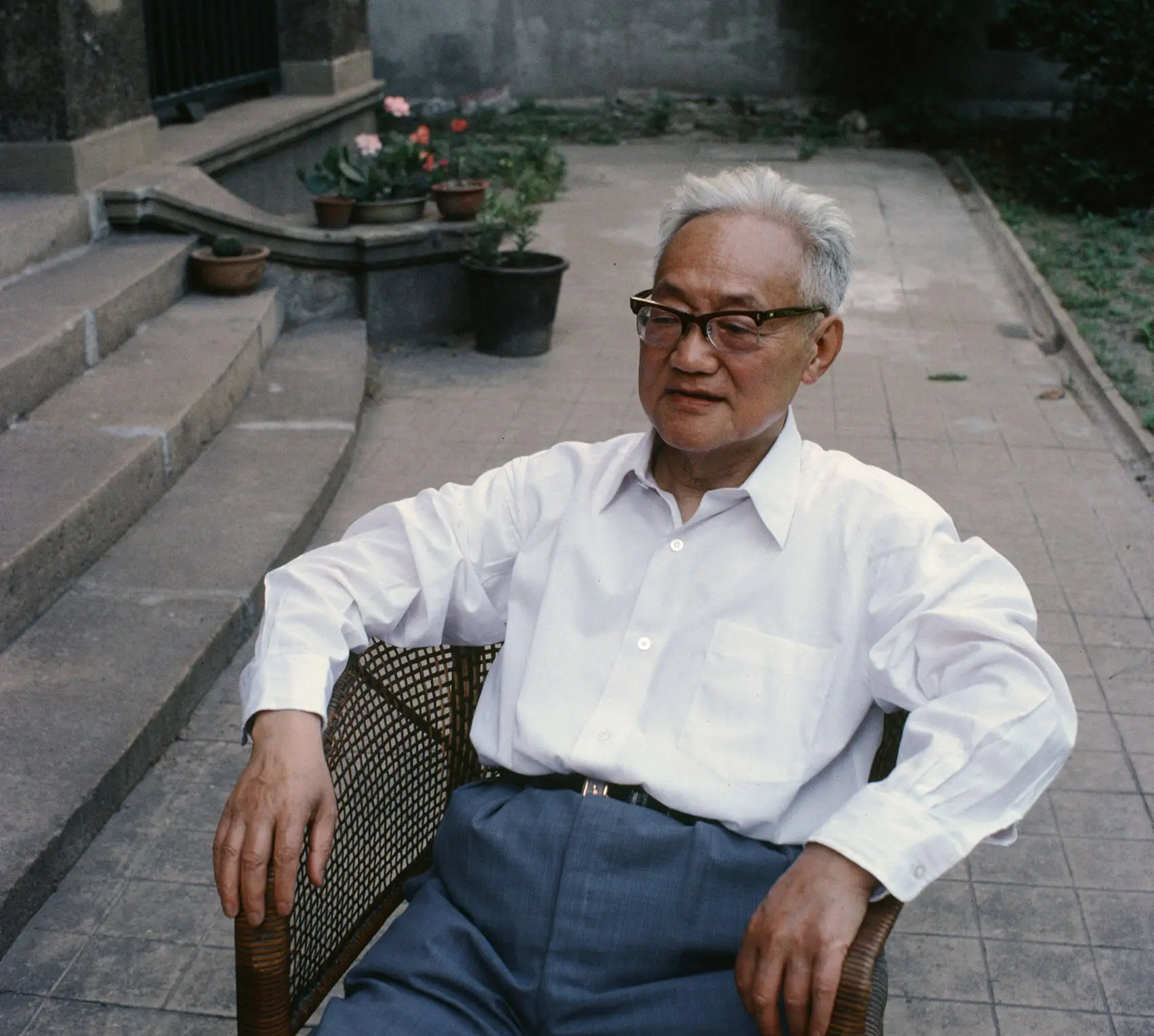 作者虽‘已死’，但巴金为何不吝谈作品？