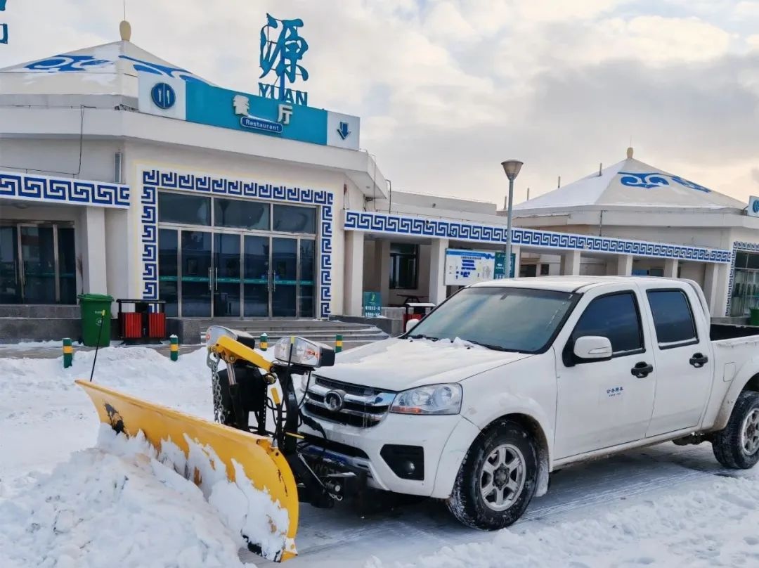 张家口降雪，高速服务区如何保障司乘安全？燕赵驿行这样做  第2张